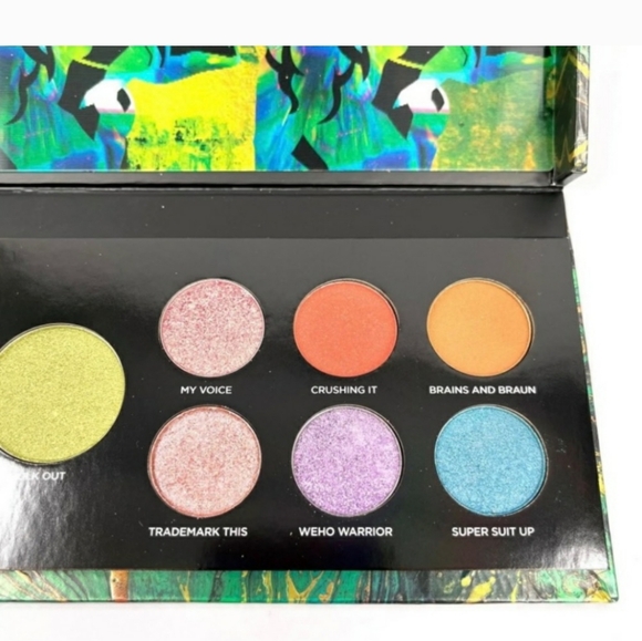 Urban Decay X MARVEL STUDIOS' SHE-HULK EYESHADOW PALETTE NIB NEW IN BOX - Picture 10 of 12